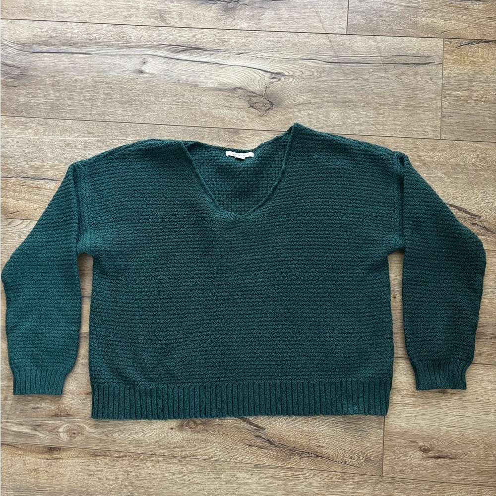 Women's Green V-Neck Sweater (X-Small)